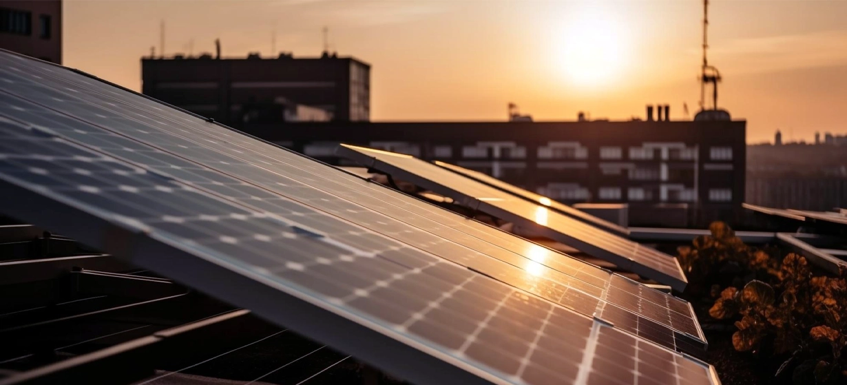 کسب درآمد از طریق فروش برق خورشیدی به شبکه انرژی
